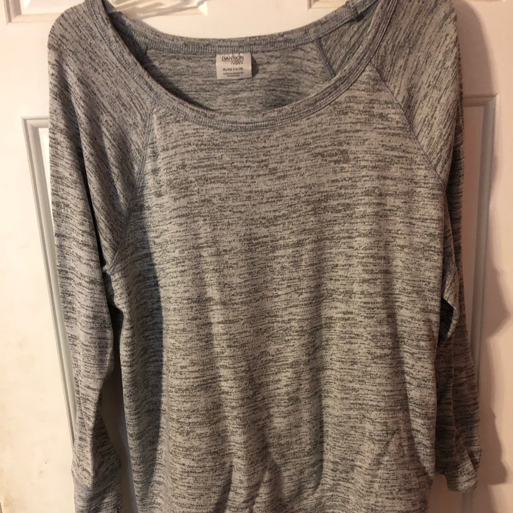 Grey Danskin Now long sleeve shirt